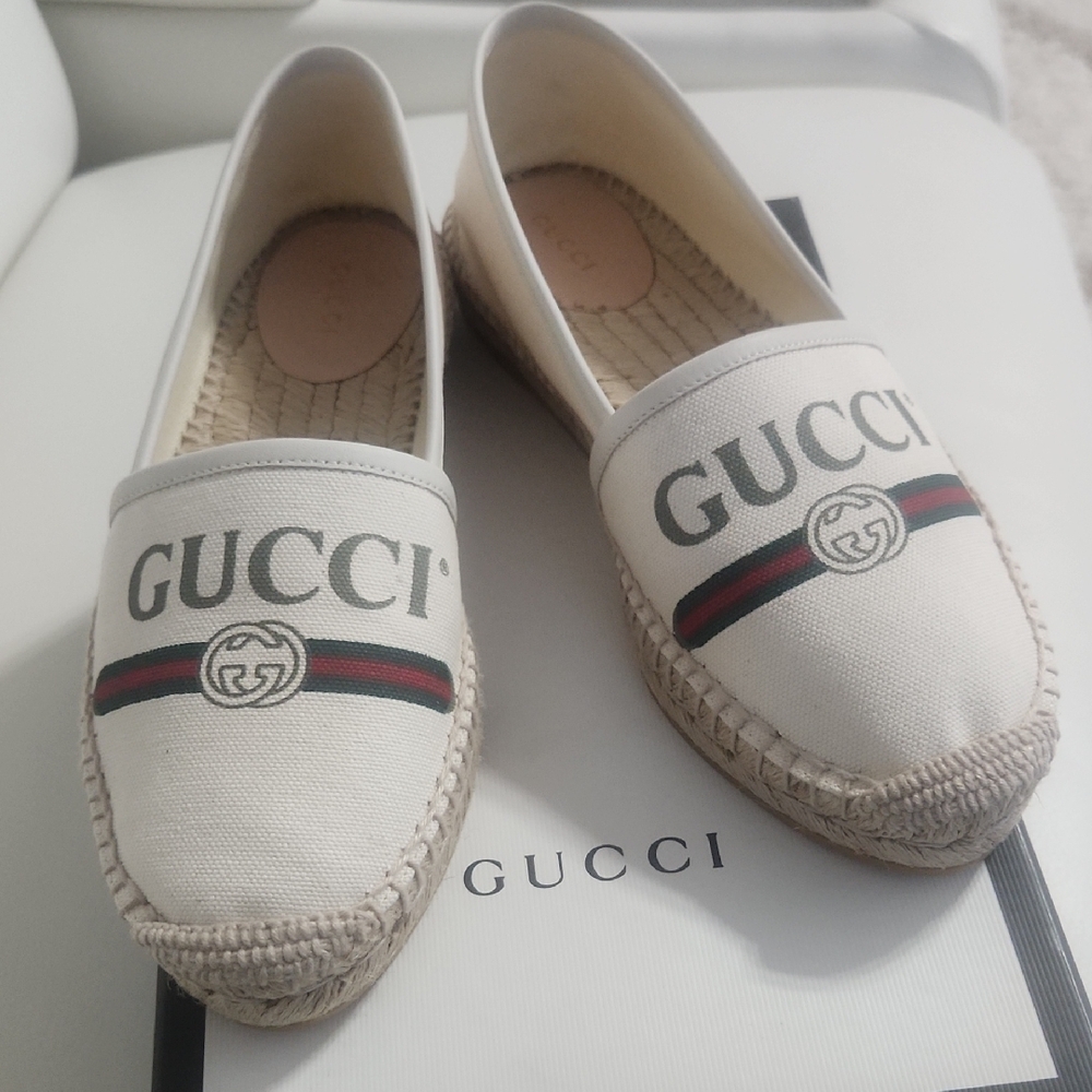 Like New Gucci Women's Cream Espadrilles with Logo - Worn Once